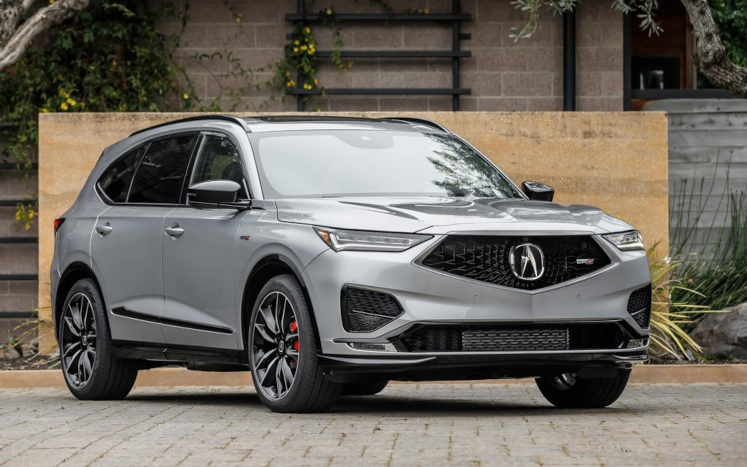 Comparison Acura MDX Type S 2022 Vs Nissan Pathfinder Rock Creek 